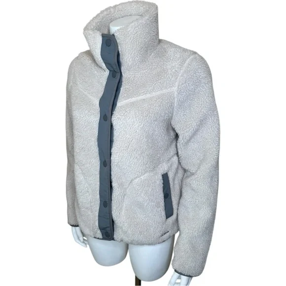 LL Bean Sherpa Fleece Jacket S Snap Front Pockets Lined Cream Gray - Picture 4 of 15